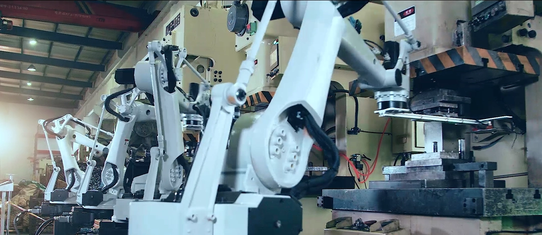 申牌万向轮利港厂区正式启用2